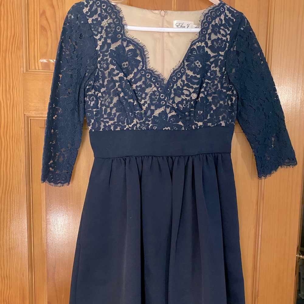 Very pretty navy blue short dress